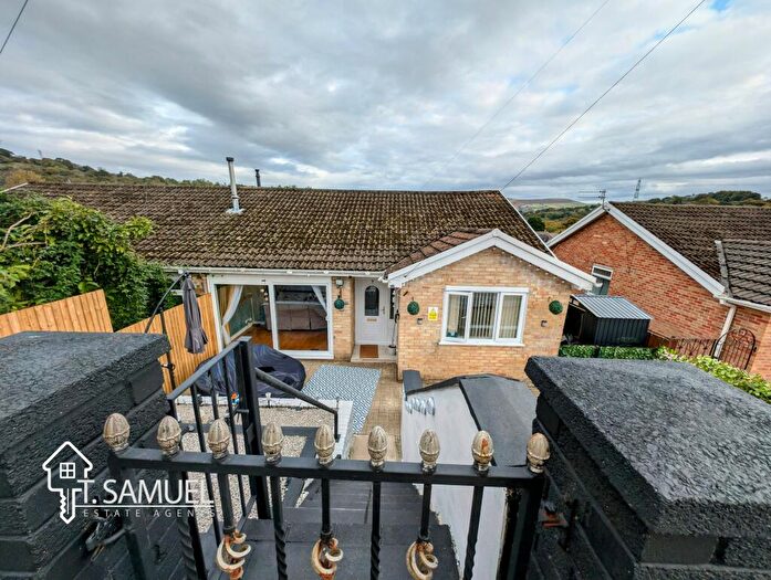 3 Bedroom Semi-Detached Bungalow For Sale In Brookfield Estate, Ynysybwl, Pontypridd, CF37