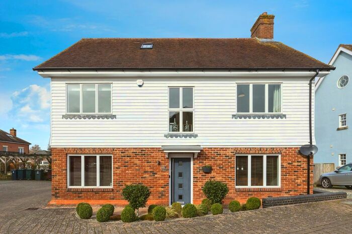 5 Bedroom Detached House For Sale In Havillands Place, Wye, Ashford, TN25