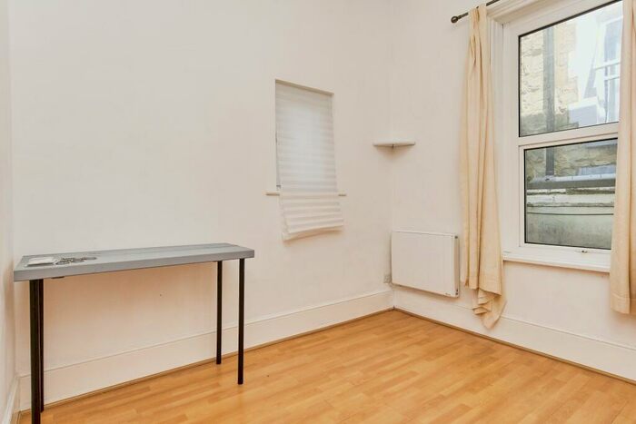 2 Bedroom Apartment To Rent In Osborne Road, Shanklin, PO37