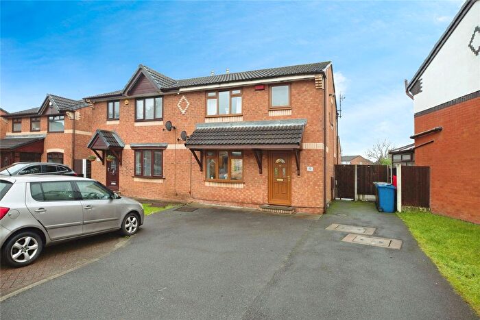 3 Bedroom Semi Detached House For Sale In Bankside Avenue, Radcliffe, Manchester, Greater Manchester, M26