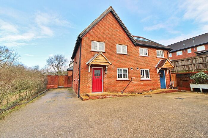 2 Bedroom Semi-Detached House For Sale In Allenby Road, Yew Gardens, Waterlooville, PO7