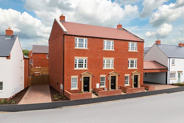 3 Bedroom End Of Terrace House For Sale In "Plumstead" At Stourhead Drive, Towcester, NN12