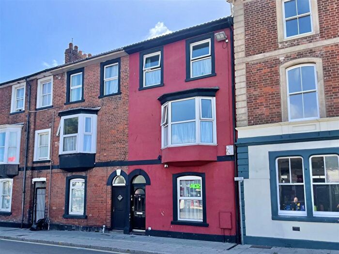 4 Bedroom Property For Sale In King Street, Weymouth, DT4