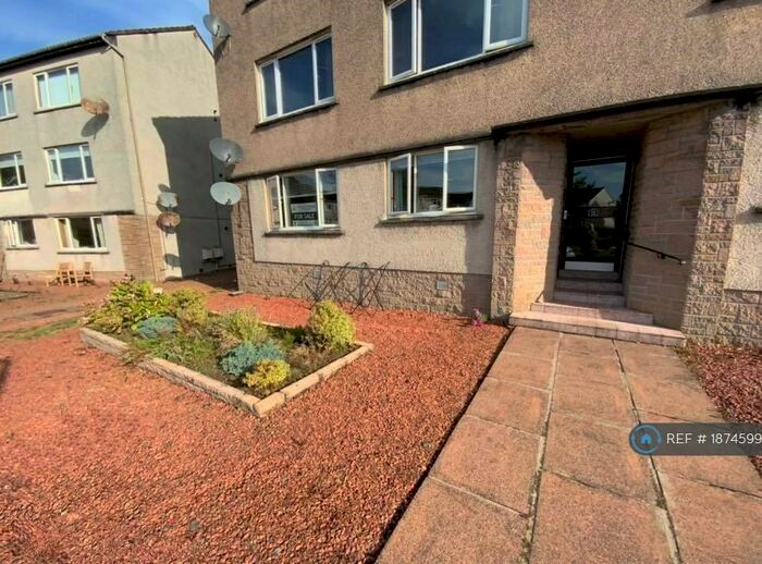 1 Bedroom Flat To Rent In Silverdale Gardens, Largs, KA30