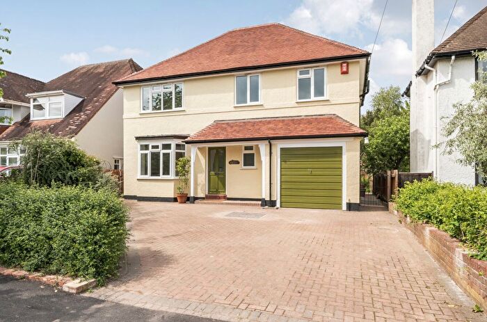 4 Bedroom Detached House For Sale In Parkfield Drive, Taunton, Somerset, TA1