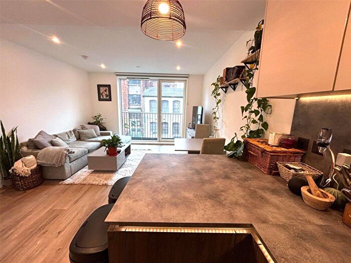2 Bedroom Apartment To Rent In The Barker, Snow Hill Wharf, Shadwell Street, Birmingham, B4