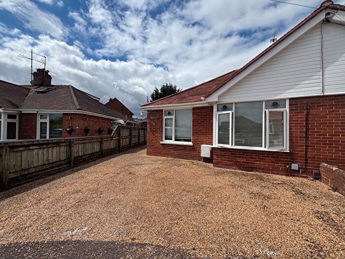 2 Bedroom Bungalow To Rent In Woolsery Grove, Exeter, EX4