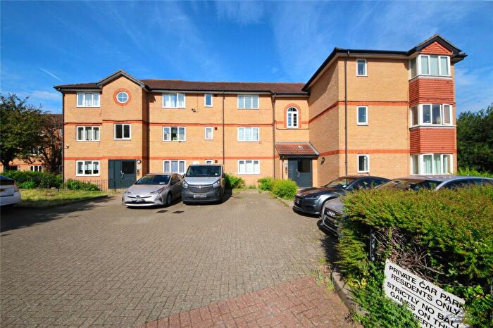 1 Bedroom Flat For Sale In Harrier Way, Beckton, London, E6