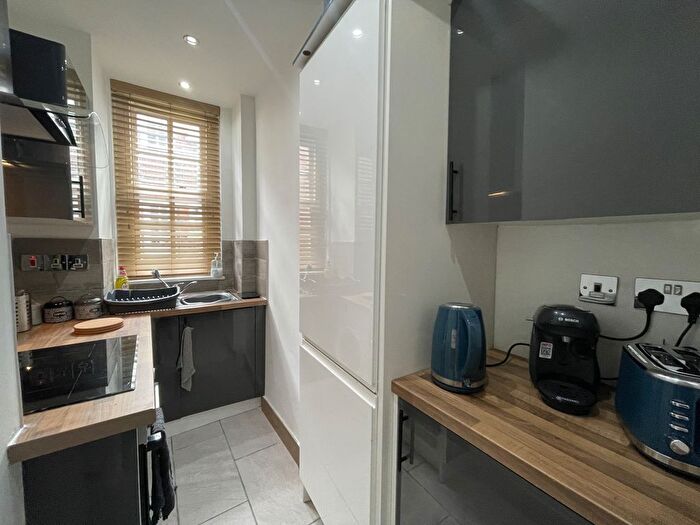 1 Bedroom Flat To Rent In St Johns Wood, London, NW8