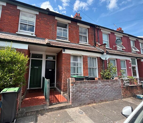 2 Bedroom Terraced House For Sale In Lydford Road, Tottenham, London, N15