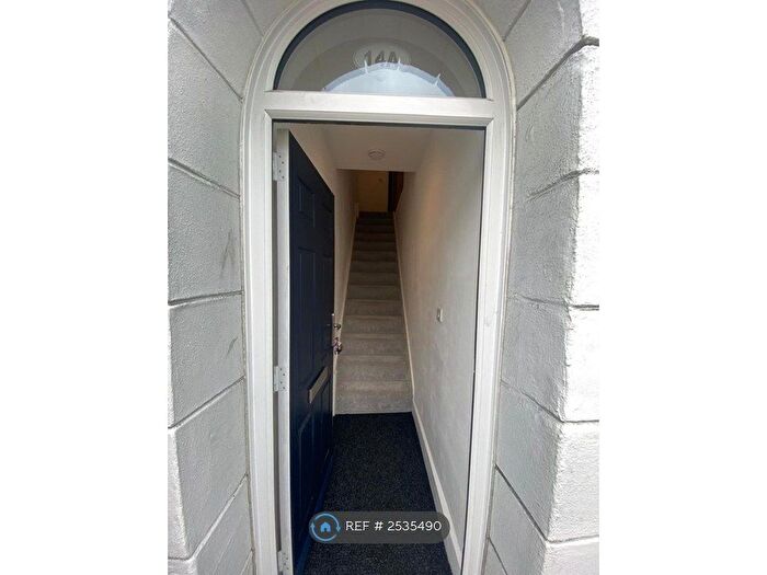 2 Bedroom Flat To Rent In Frances Street, Truro, TR1