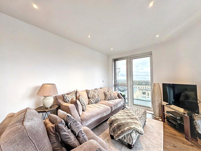 1 Bedroom Flat For Sale In Brannigan Way, Hallington Court, HA8