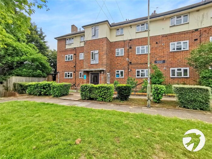 1 Bedroom Flat To Rent In Mickleham Close, Orpington, BR5