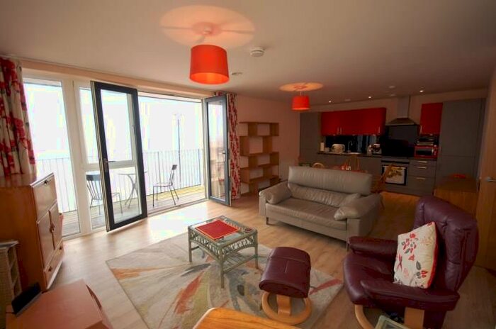 2 Bedroom Flat To Rent In Bridge Street, Edinburgh, EH15