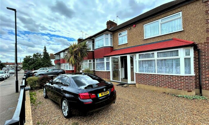 4 Bedroom End Of Terrace House To Rent In Lansbury Road, Enfield, EN3