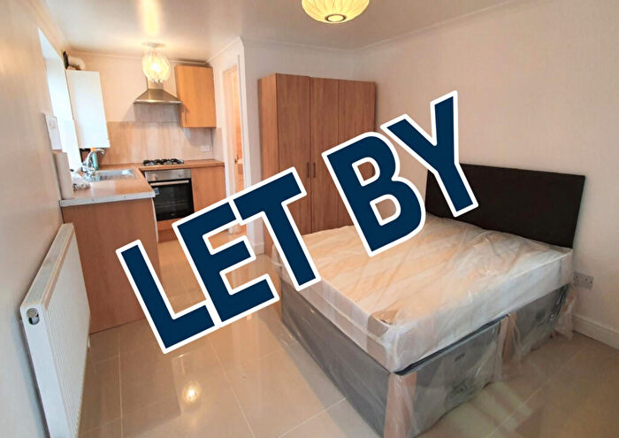 Studio To Rent In Colindeep Lane, Colindale, NW9