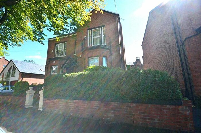 4 Bedroom Apartment To Rent In Clifton Avenue, Fallowfield, Manchester, Manchester, M14