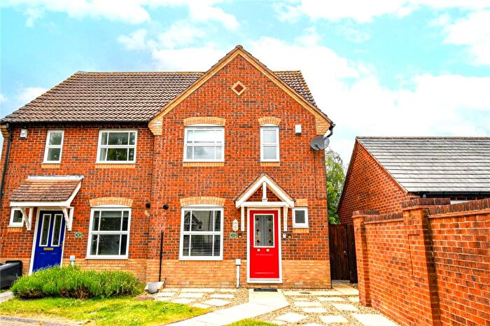 3 Bedroom Semi-Detached House For Sale In Ferguson Road, Devizes, Wiltshire, SN10