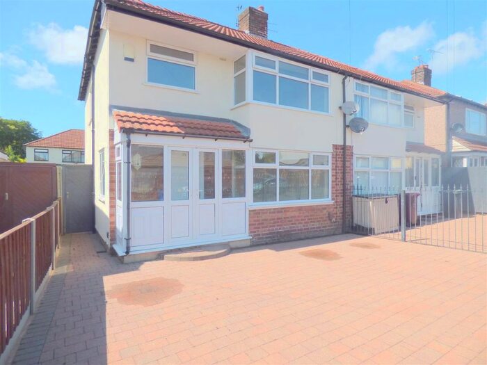 3 Bedroom Semi-Detached House To Rent In Linden Drive, Huyton, Liverpool, L36