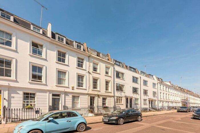 Studio To Rent In Westmoreland Terrace, Pimlico, London SW1V