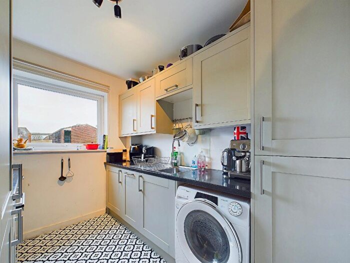 1 Bedroom Flat For Sale In Beavers Lodge, Carlton Road, Sidcup, Kent, DA14