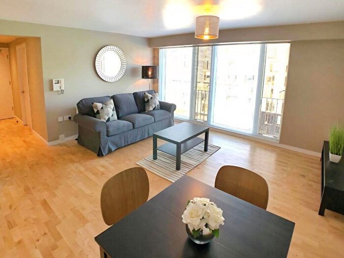 1 Bedroom Flat To Rent In The Avenue, Leeds, West Yorkshire, LS9