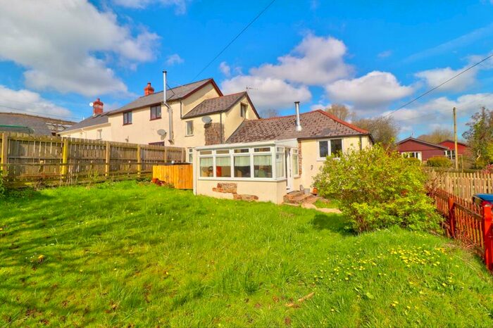 2 Bedroom Cottage For Sale In Woolsery, Bideford, EX39