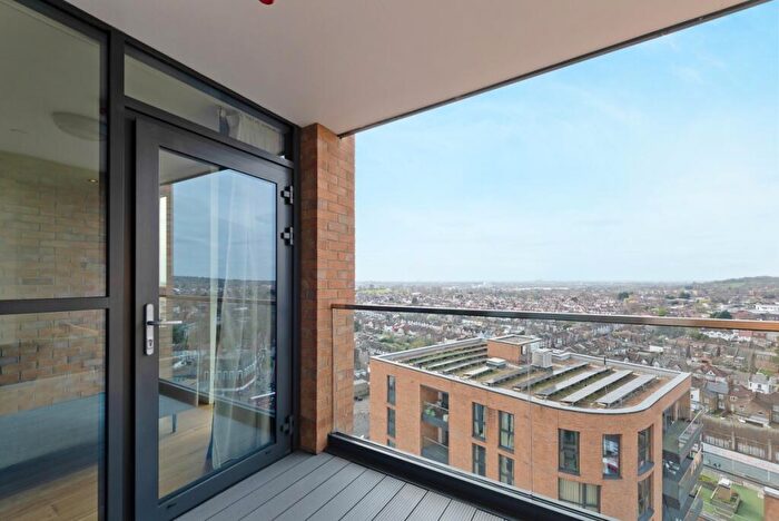1 Bedroom Flat To Rent In Station Grove, The Assembly, HA0