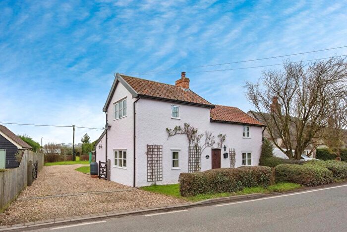 3 Bedroom Detached House For Sale In Mill Green, Stonham Aspal, Stowmarket, Suffolk, IP14