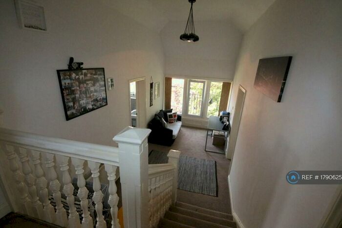 2 Bedroom Flat To Rent In Bodorgan House, Bournemouth, BH2