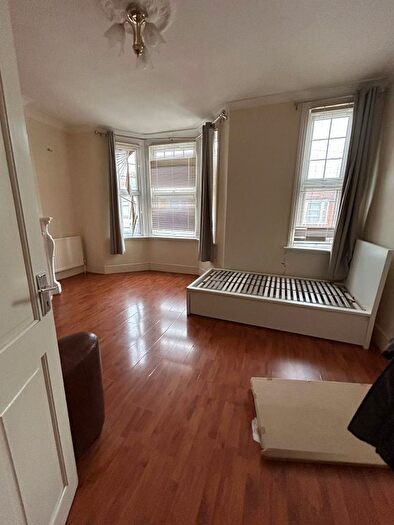 2 Bedroom Flat To Rent In London, E12