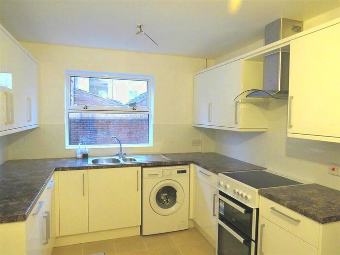 4 Bedroom Property To Rent In Taleworth Close, Norwich NR5