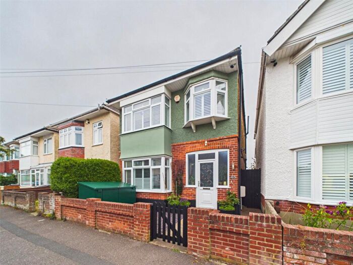 3 Bedroom Detached House For Sale In Burleigh Road, Southbourne, Bournemouth, Dorset, BH6