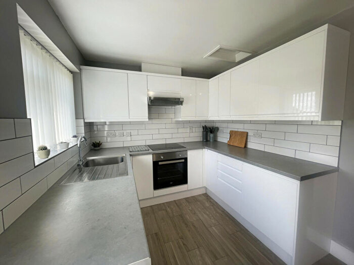 3 Bedroom End Of Terrace House To Rent In Dulverton Avenue, Coventry, CV5