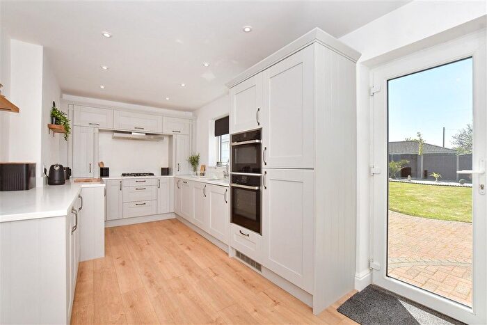 5 Bedroom Detached House For Sale In Bartlett Drive, Whitstable, Kent, CT5