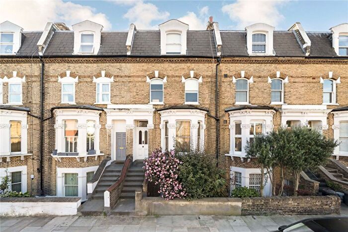 1 Bedroom Flat To Rent In Fulham Park Gardens, London, SW6