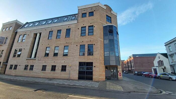 1 Bedroom Apartment To Rent In Fitzalan House, Gloucester, GL1