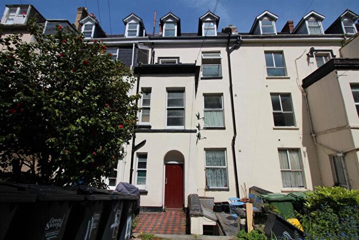 1 Bedroom Flat To Rent In Larkstone Terrace Ilfracombe Devon, EX34