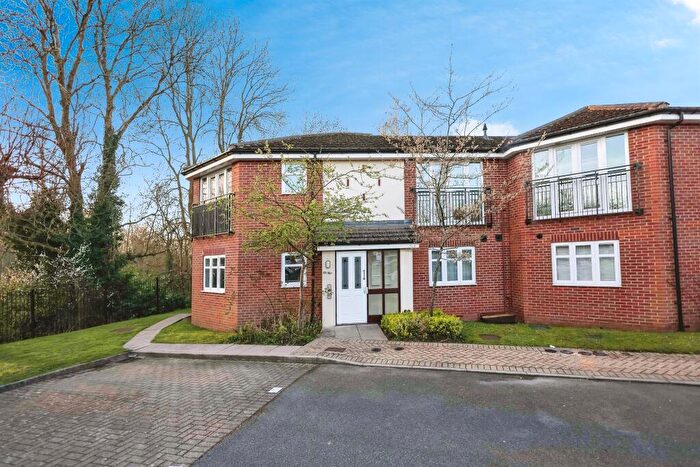1 Bedroom Apartment To Rent In Haunch Close, Birmingham, B13
