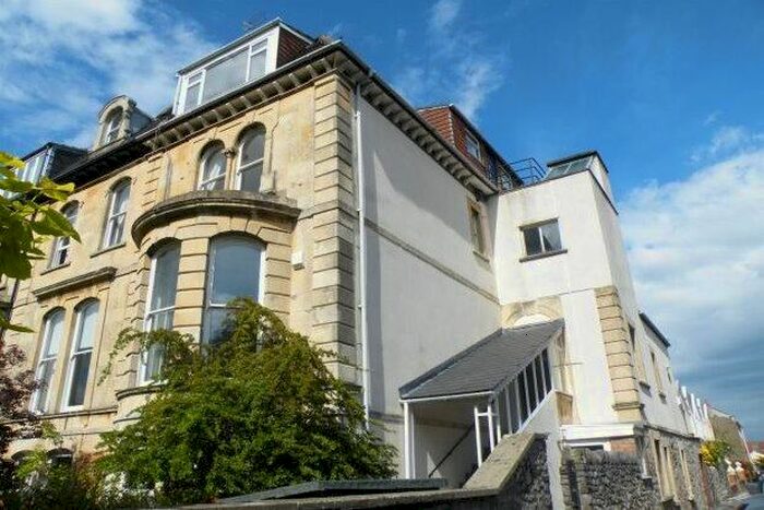 2 Bedroom Flat To Rent In Westbury Park, Bristol, BS6