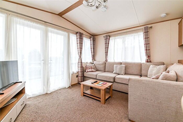 2 Bedroom Park Home For Sale In Beech, Hoburne Bashley Holiday Park, New Milton, Hampshire, BH25