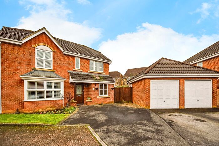 4 Bedroom Detached House For Sale In Shoscombe Gardens, Frome, BA11