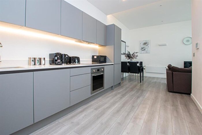 1 Bedroom Apartment To Rent In Capital Drive, Linford Wood, MK14