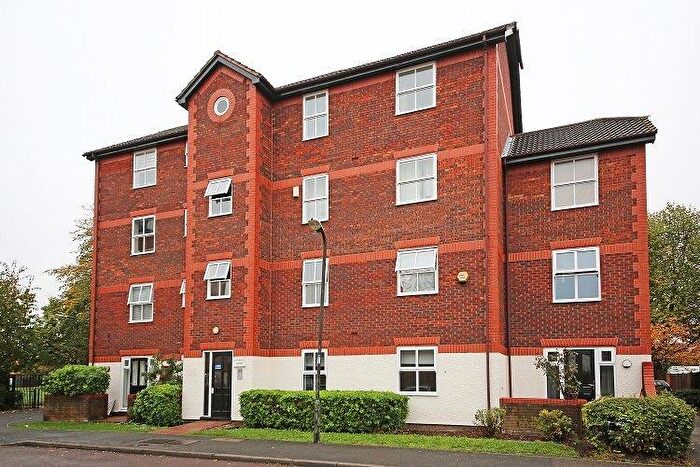 1 Bedroom Flat To Rent In Gunnel Court, Appleton Square, CR4
