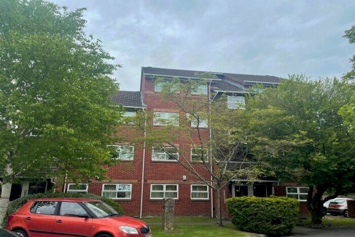2 Bedroom Property To Rent In Wilbraham Road, Manchester, M14