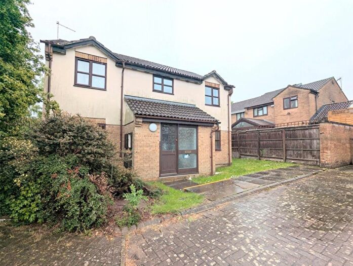 1 Bedroom Apartment To Rent In Ladd Close, Kingswood, Bristol, BS15