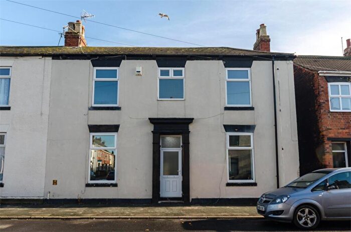 3 Bedroom End Of Terrace House To Rent In Queen Street, Withernsea, HU19