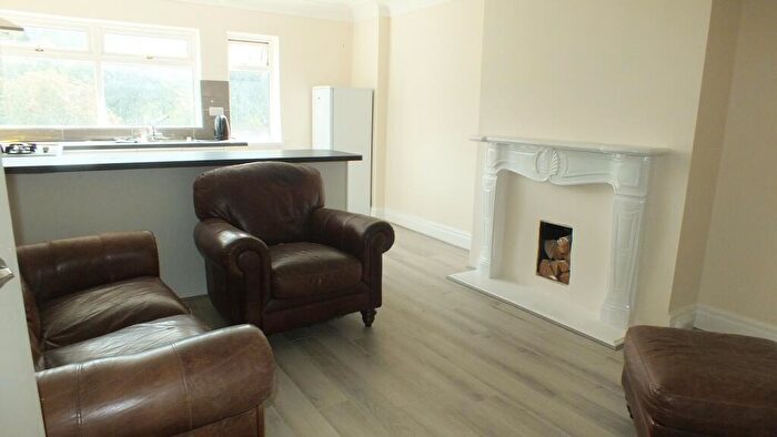 2 Bedroom Apartment To Rent In York Road, West Yorkshire, LS14