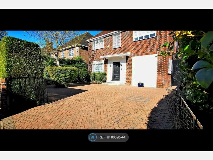 5 Bedroom Detached House To Rent In Lyttelton Road, London, N2