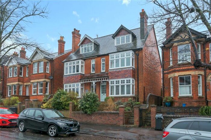 5 Bedroom Semi-Detached House To Rent In Stockbridge Road, Fulflood, Winchester, SO22